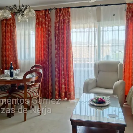 Terrazas De Centro Y Playa Nerja